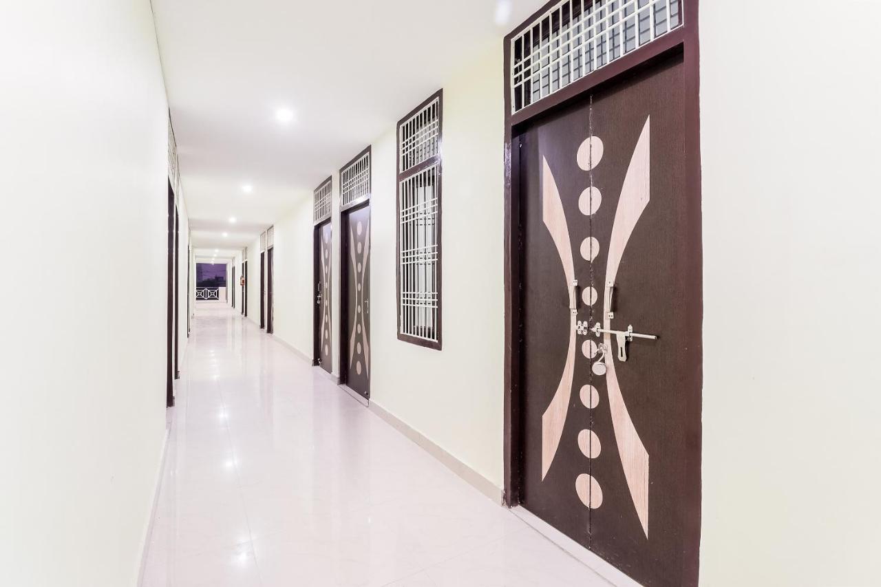 Spot On 63000 Hotel S.S. Plaza Banthra Sikandarpur Zewnętrze zdjęcie