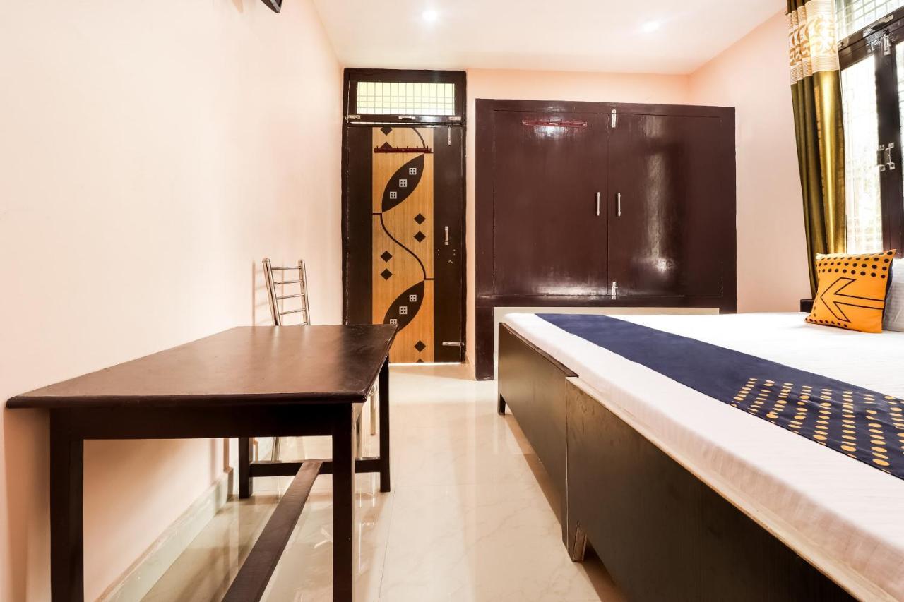 Spot On 63000 Hotel S.S. Plaza Banthra Sikandarpur Zewnętrze zdjęcie