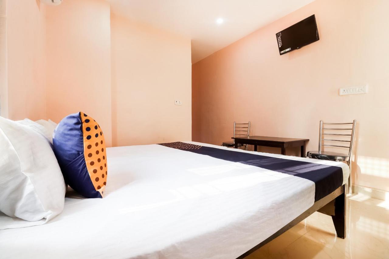 Spot On 63000 Hotel S.S. Plaza Banthra Sikandarpur Zewnętrze zdjęcie