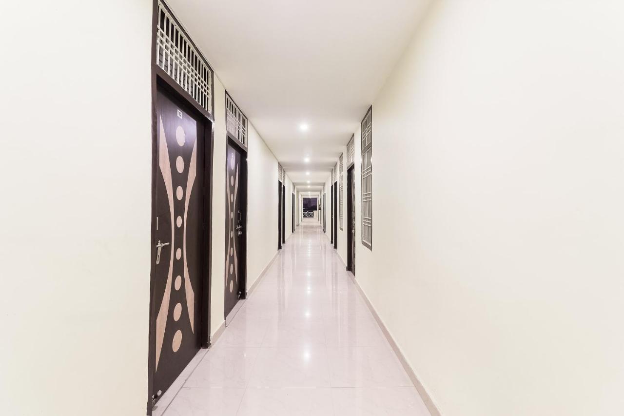 Spot On 63000 Hotel S.S. Plaza Banthra Sikandarpur Zewnętrze zdjęcie