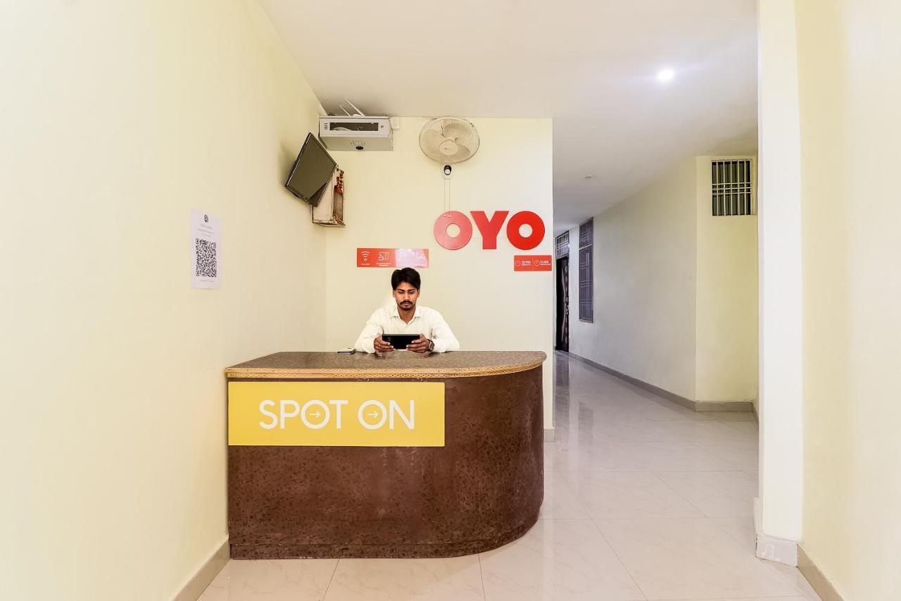Spot On 63000 Hotel S.S. Plaza Banthra Sikandarpur Zewnętrze zdjęcie