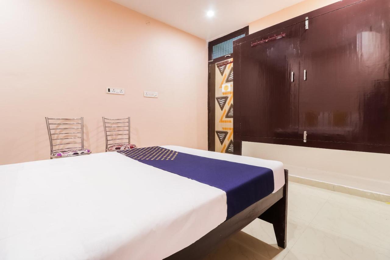 Spot On 63000 Hotel S.S. Plaza Banthra Sikandarpur Zewnętrze zdjęcie