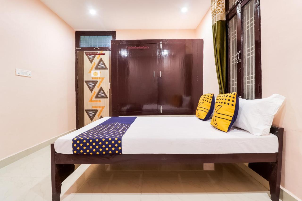 Spot On 63000 Hotel S.S. Plaza Banthra Sikandarpur Zewnętrze zdjęcie