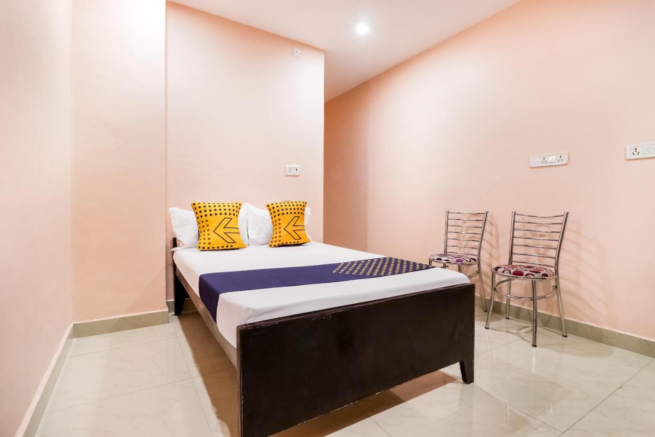 Spot On 63000 Hotel S.S. Plaza Banthra Sikandarpur Zewnętrze zdjęcie